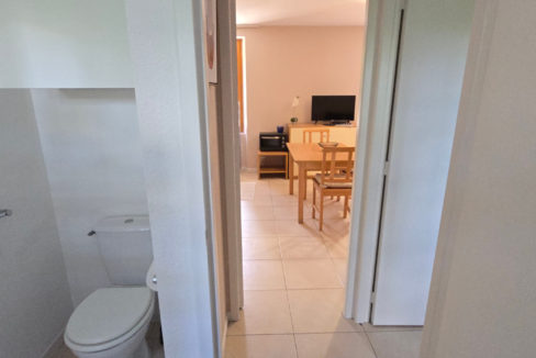 Appart Chardonnay couloir 1